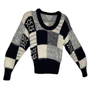 Vintage Nannell 80s Womens Size M Angora Wool Blend Sweater Geometric Beaded‎